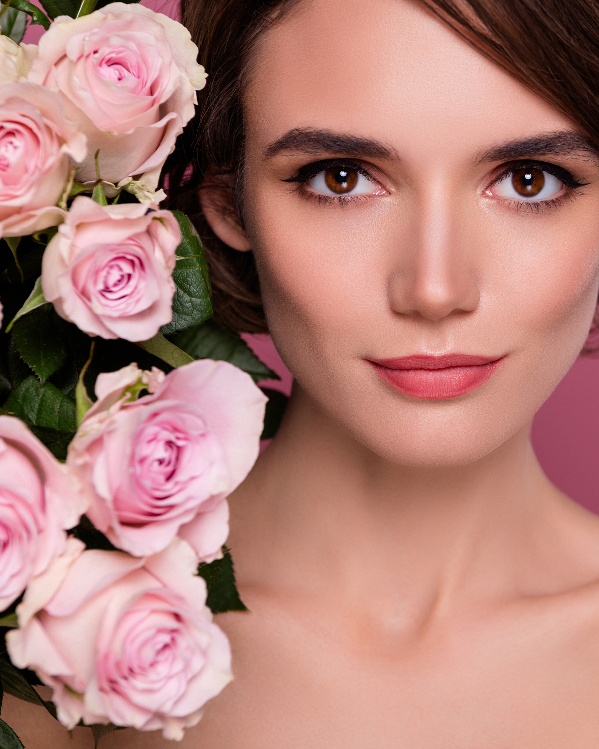 Skin and makeup under ordinary low-CRI light