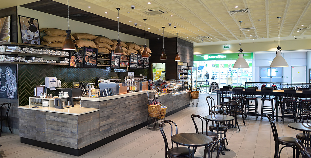 Moscow,,Russia,-,March,28,,2015:,Starbucks,Cafe,Interior.,Starbucks